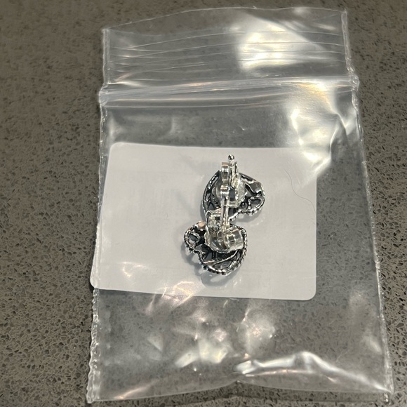 Pandora Family Tree Heart Stud Earrings In Sterling Silver - Picture 3 of 3